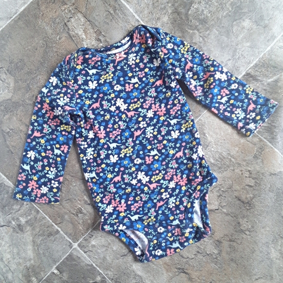 Carter's 12 months - Picture 3 of 4